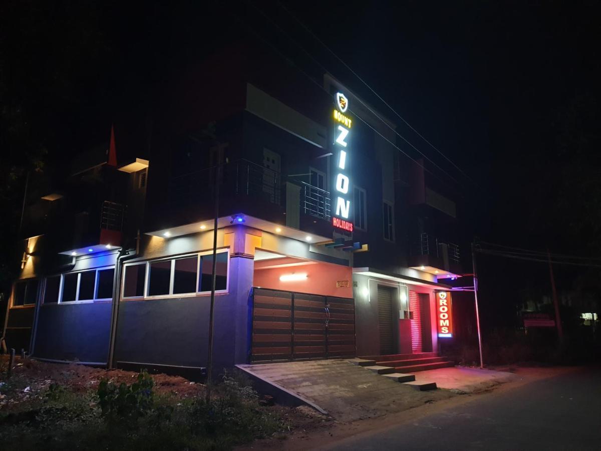 Mount Zion Holidays Otel Kuttālam Dış mekan fotoğraf